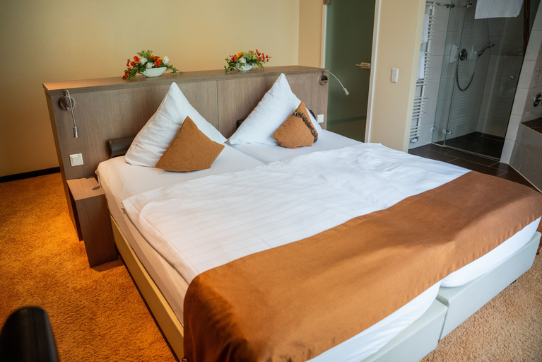 Bedroom 3, Hotel am Schlosspark, Worms