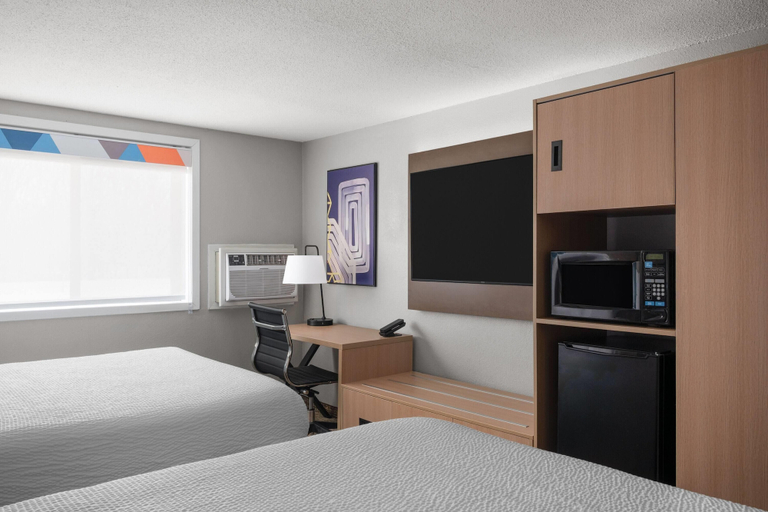Bedroom 3, Baymont by Wyndham Mankato, Nicollet