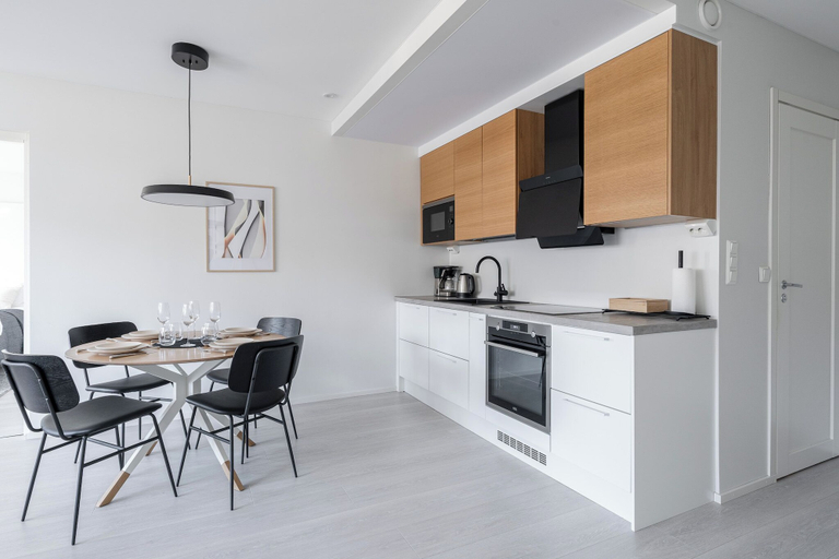 Private kitchen 4, Top Floor Luxury - 2BR Scandi Home, Pirkanmaa