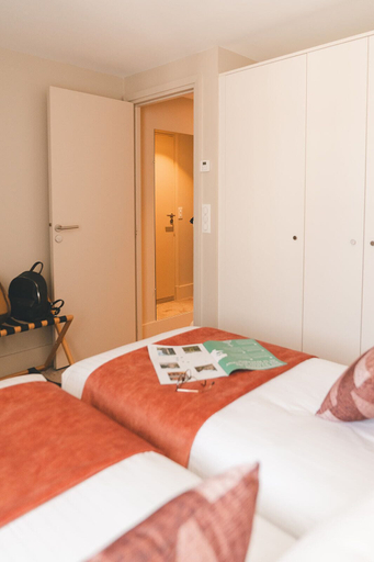 Room 4, Logis Hôtel and restaurant La Pension du Moulin, Finistère