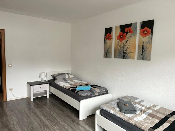 Bedroom, Spacious Work & Relax, Olpe