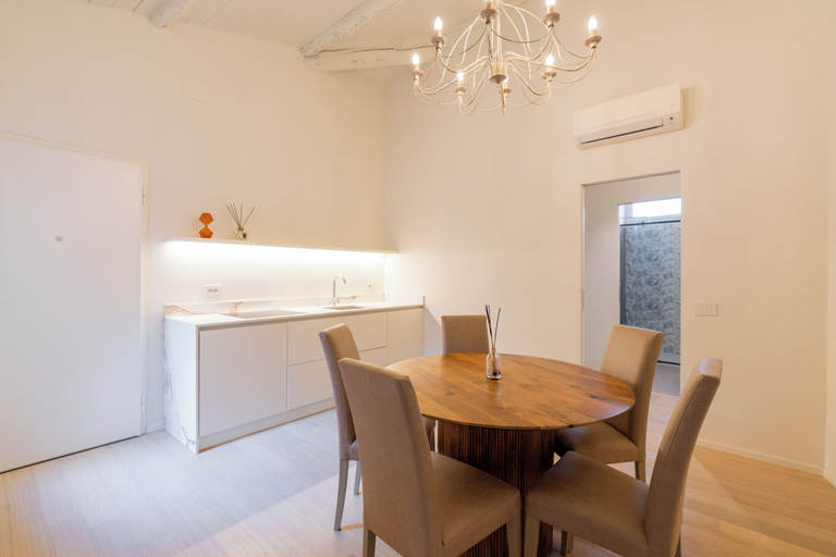 Dining 5, Filippini 10, Verona