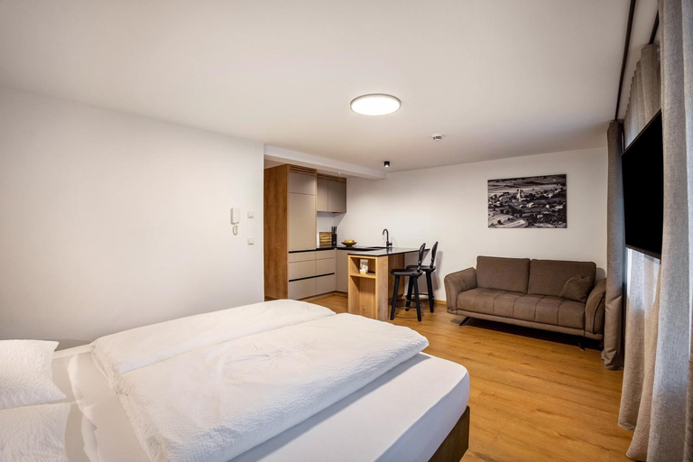 Others 2, Residence Linderhof, Bolzano