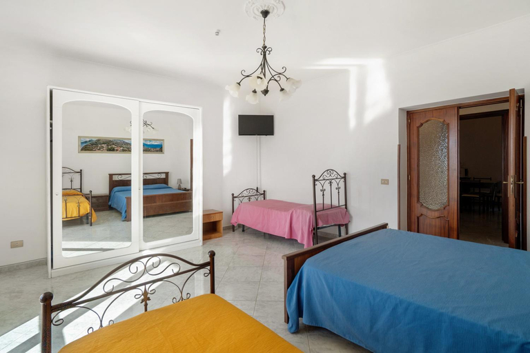 Bedroom 3, La Vista Sul Golfo, Napoli