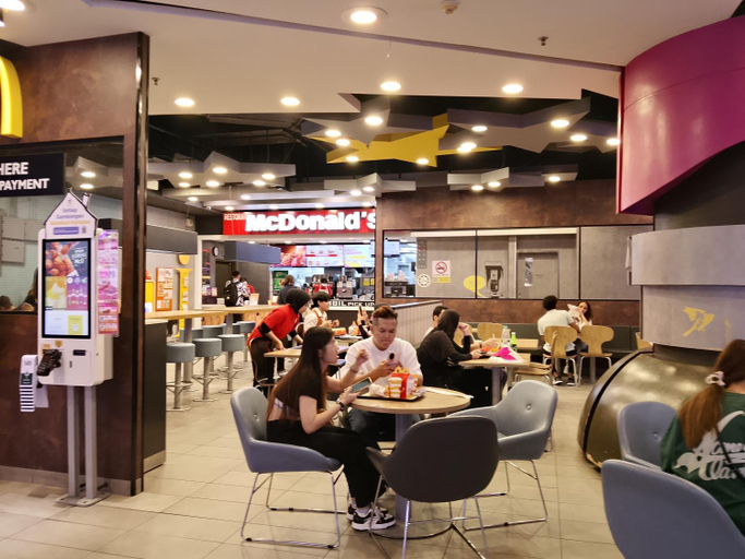 Food & Drinks 5, Diamond Apartment Suite At Times Square, Kuala Lumpur