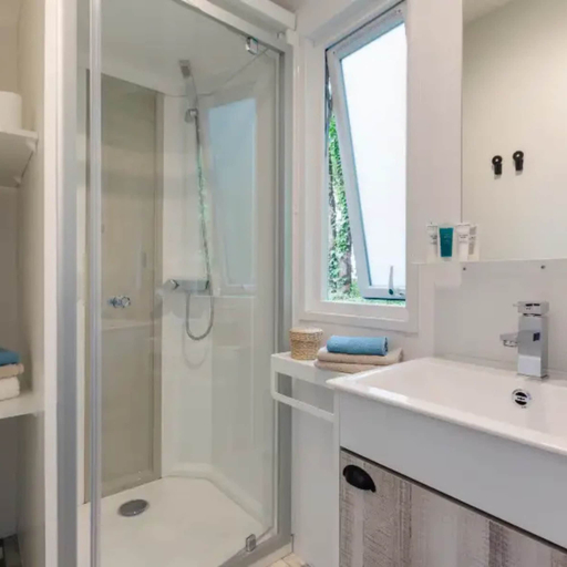 Bathroom 2, Cottage PARKS La Guyonnière - Vendée, Vendée