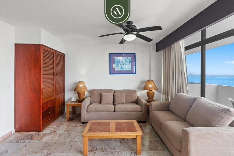 Living area 5, Costa Sur Suite 2 - Oceanview 1 BR Condo - Pool - Cleaning Included, Puerto Vallarta