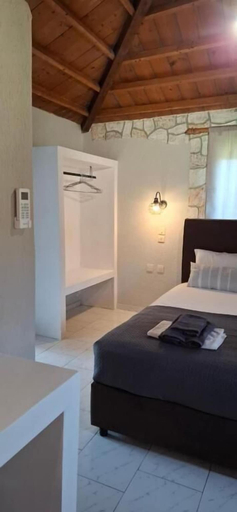 Room 2, GEORGIA APARTMENTS, Thessaly