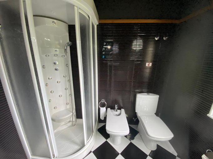 Bathroom 4, Apartamentos Rurales El Fresnu, Asturias