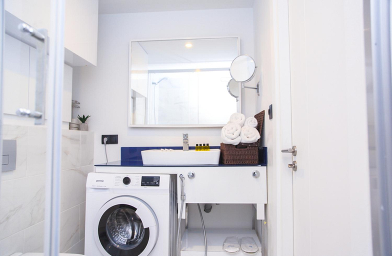Bathroom 2, ORBI CITY - SeaSide Apartments, Batumi