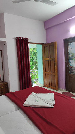 Bedroom 3, Skylounge Residency, Thiruvananthapuram