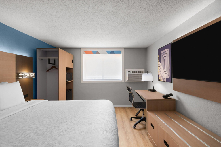 Bedroom 3, Baymont by Wyndham Mankato, Nicollet
