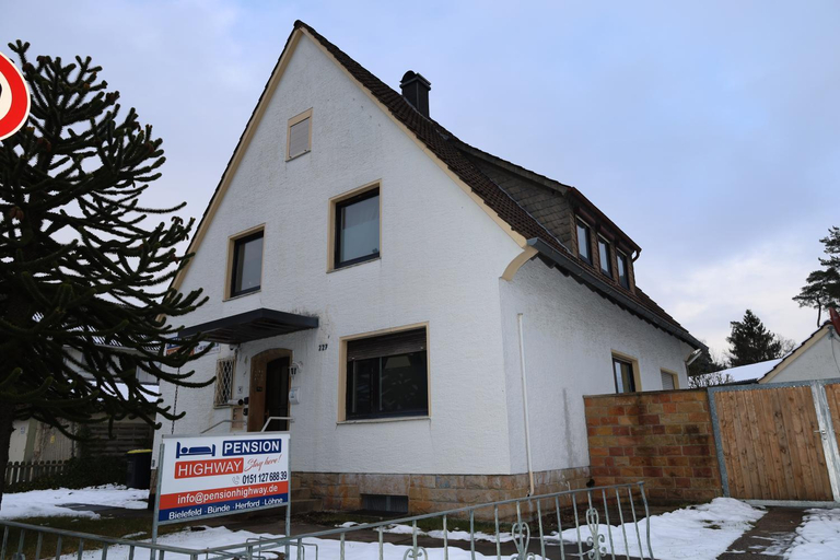 Others 4, Pension Highway - Bielefeld Senner Hellweg 227, Bielefeld