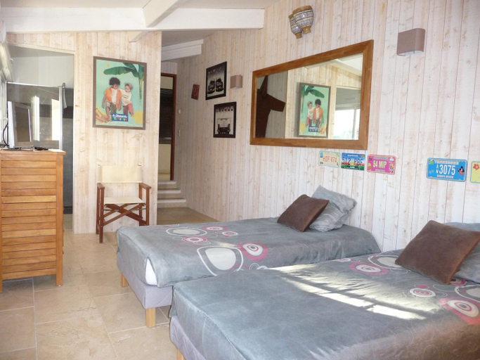 Bedroom 2, villa avec piscine chauffée, Var