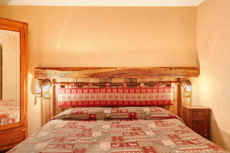 Bedroom 2, Chambres D'hotes Maribel, Aosta