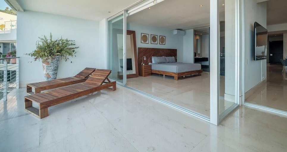 Room 2, Oceanview Penthouse With Private Pool - BBQ, Puerto Vallarta