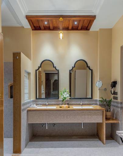 Bathroom 5, DEV BAGH LUXURIOUS PRIVATE SUITES, Udaipur