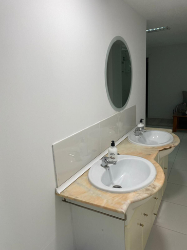 Bathroom 4, pension salamanca, Alicante