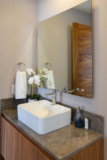 Bathroom 5, Quinta San Miguel T1 101, 2 Bedrooms, Compostela