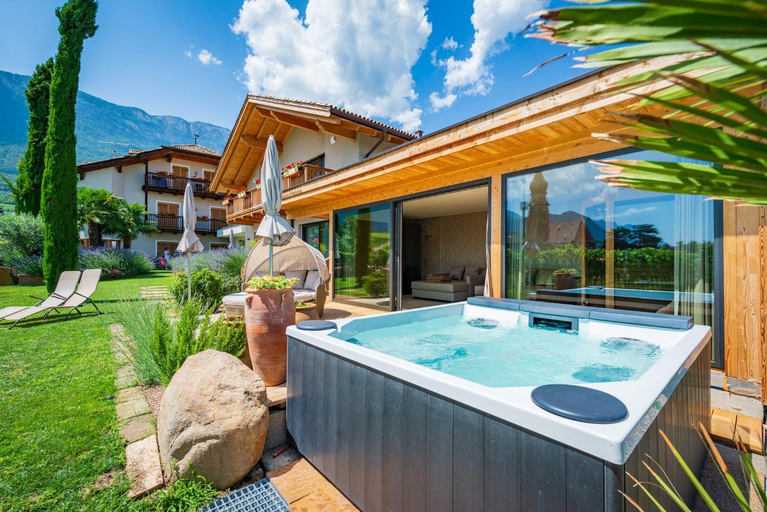 Sport & Beauty 4, Weinangerhof St Pauls, Bolzano