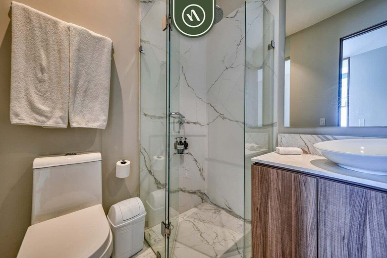 Bathroom 4, Oceanfront 2BR Condo - Pool - Cevicheria - Beach, Compostela