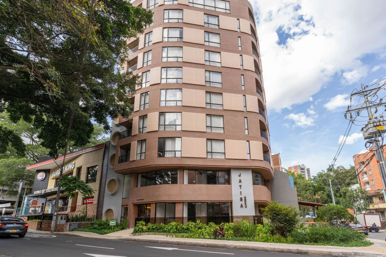 Room 3, Jatisa 802 in Medell n, Medellín