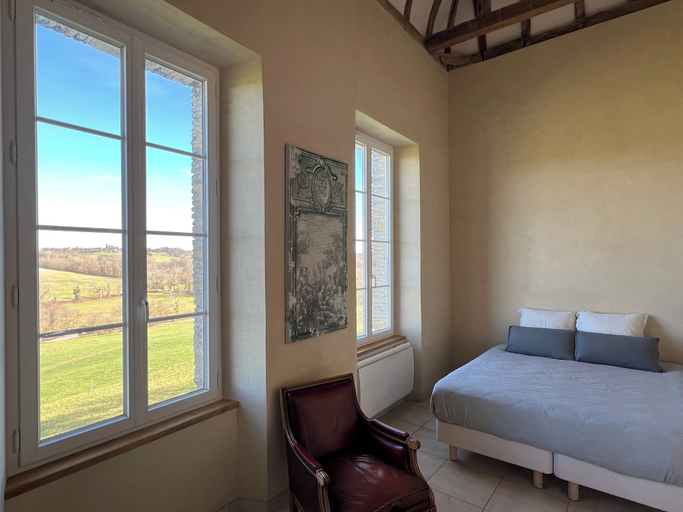 Bedroom 2, Château de Mauhic - 15th century, Gers