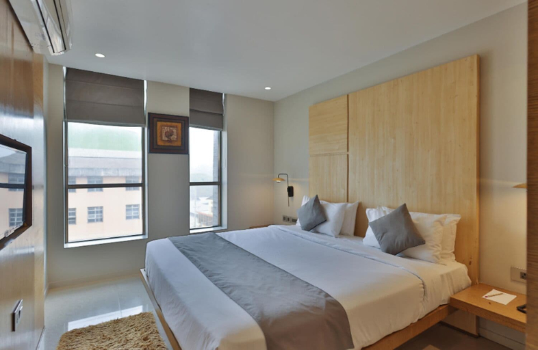 Room 2, OMAAXE MARVEL, Jaipur