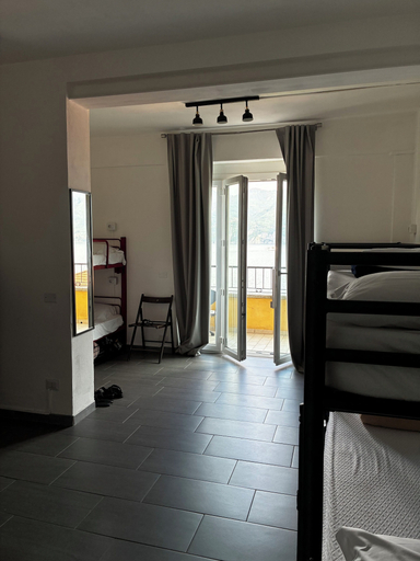 Bedroom 4, Lake Como Hostel, Como