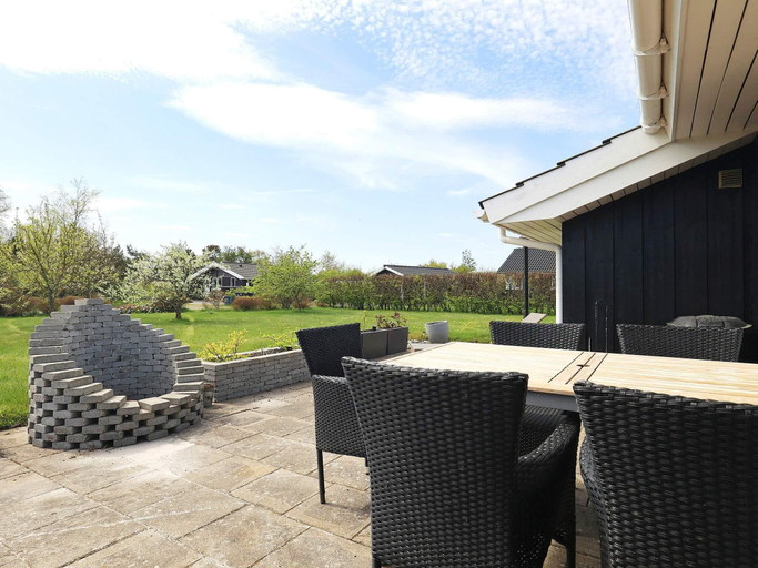Food & Drinks 5, person holiday home in Hadsund, Mariagerfjord