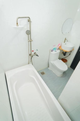 Bathroom 3, Nhu Ngoc Motel, Cà Mau