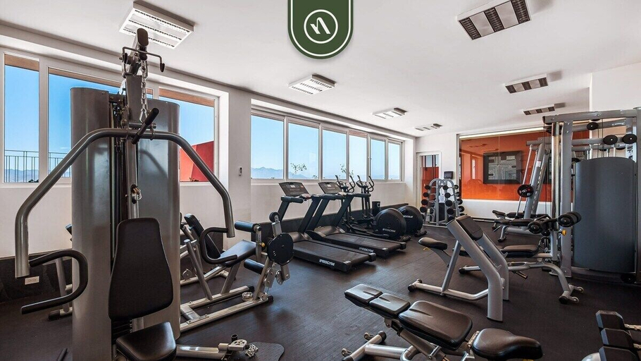 Fitness facility 2, Cozy Apt With Private Terrace - Pool - King Beds, Compostela