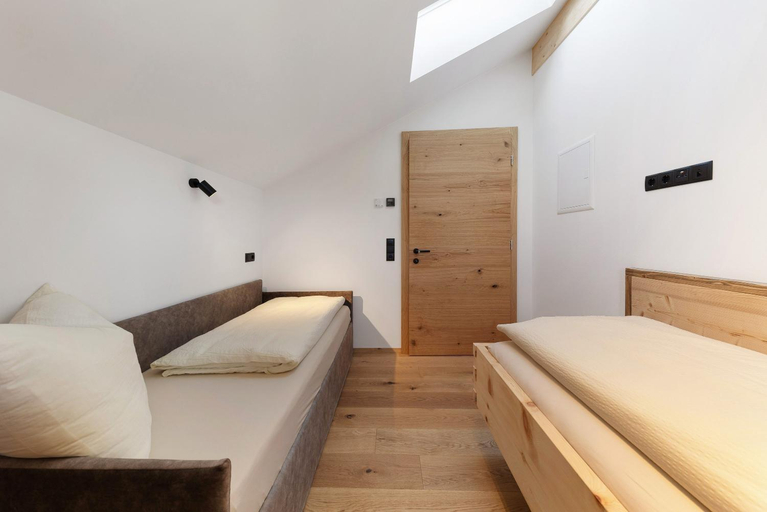Others 3, Apartments Schlernheim, Bolzano