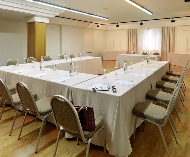 Business Facilities 5, EXE Auriense, Ourense