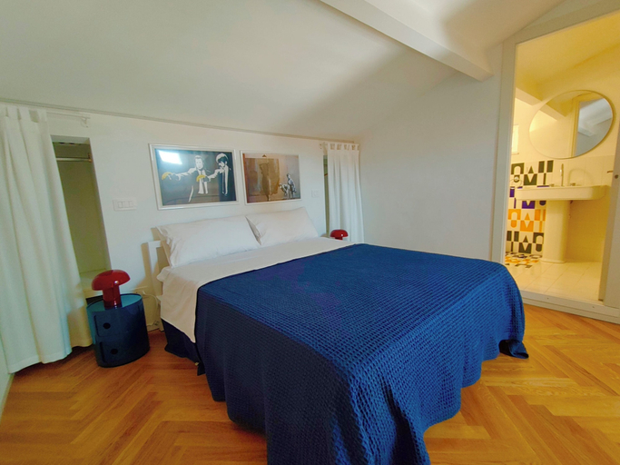 Room 5, YourHome - La Maddalena Blue House, Olbia-Tempio