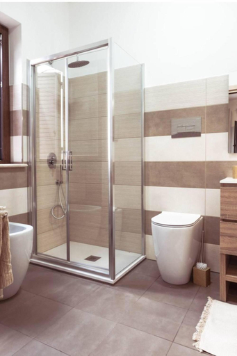 Bathroom 3, Domus del Gotha, Caltanissetta