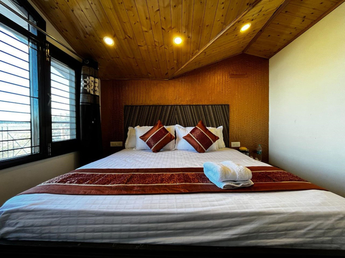 Room 3, Nirvana near tara hall school, Shimla