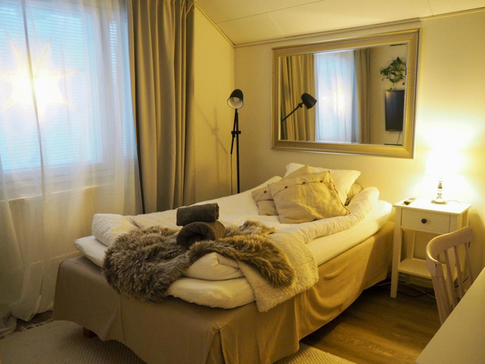 Others 2, Villa Juuris, Lapland