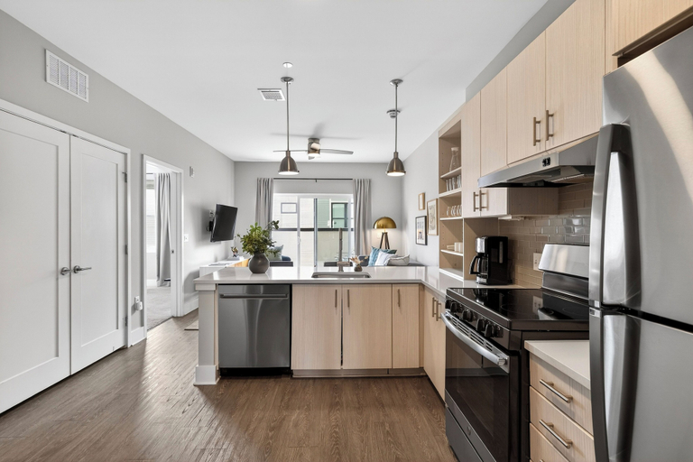 Private kitchen 4, Belcourt by AvantStay, Davidson
