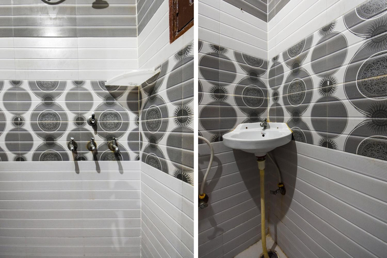 Bathroom, Hotel O Sabtera Homes, Sahibzada Ajit Singh Nagar