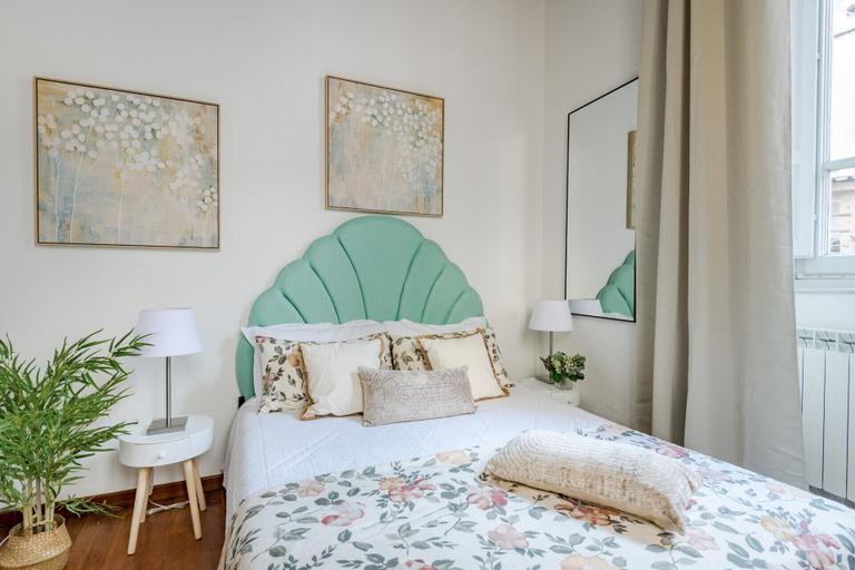 Room 2, The Gallo Promenade in Lucca, Lucca