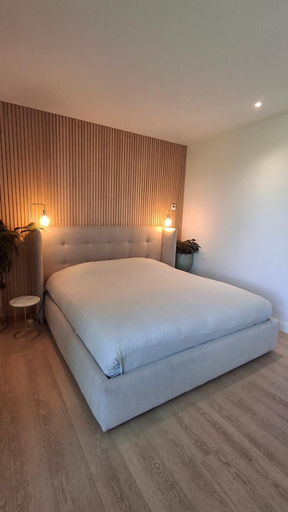 Bedroom, Prive studio in groene omgeving van Brugge gratis fietsen & parkeerplaats, West-Vlaanderen