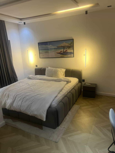 Room 2, JOYZY HAVEN LUXURY SERVICE APARTMENT, IbadanSouth-West