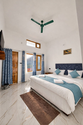 Room 1, Yamunotri Heights, Uttarkashi