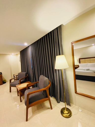 Others 3, Hotel Herencia 625, Daraga
