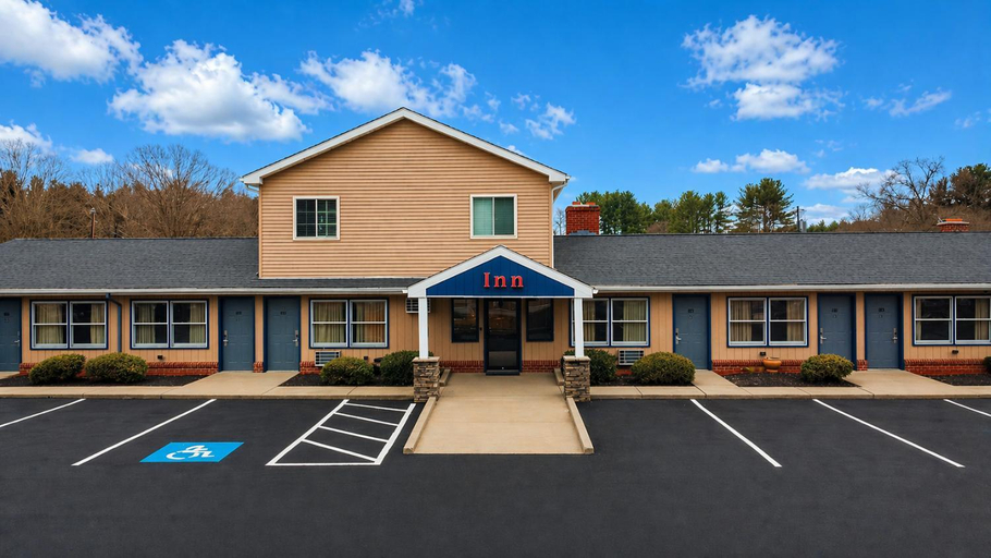 Exterior & Views 1, Quiet Corner Inn Brooklyn, Windham