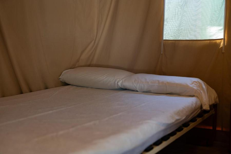 Bedroom 2, Camping Internacional Palamos, Girona