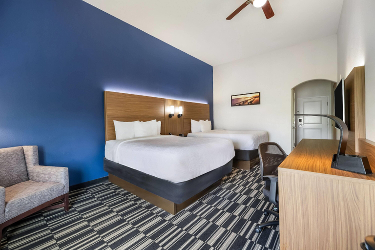 Bedroom 3, La Quinta Inn & Suites by Wyndham Alvin, Brazoria