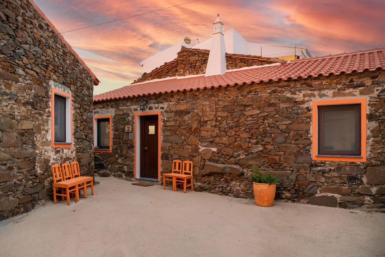Others 4, Recanto d'Aldeia, Alcoutim