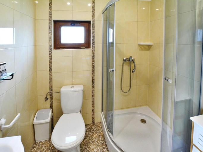 Bathroom 3, Summer House in Rusinowo near Seaside Beach, Sławno